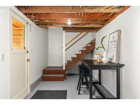 5522 SW Nebraska Street Portland OR 97221