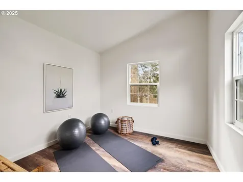5522 SW Nebraska Street Portland OR 97221