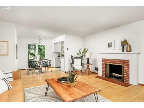 5522 SW Nebraska Street Portland OR 97221