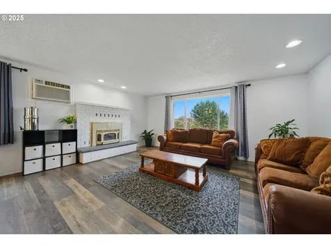 937 SE 2nd Street Pendleton OR 97801