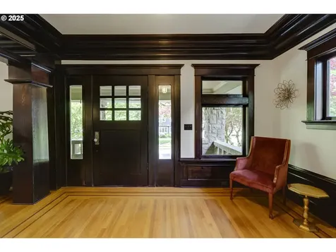 554 NE Royal Court Portland OR 97232
