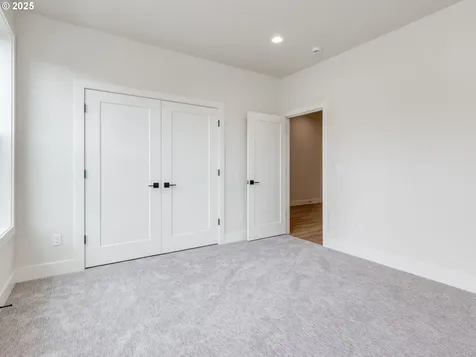 11013 NE 55th Avenue Vancouver WA 98686