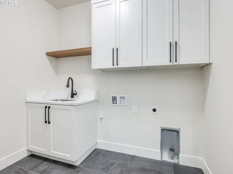 11013 NE 55th Avenue Vancouver WA 98686