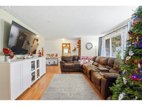 2578 NE Morlan Avenue Gresham OR 97030
