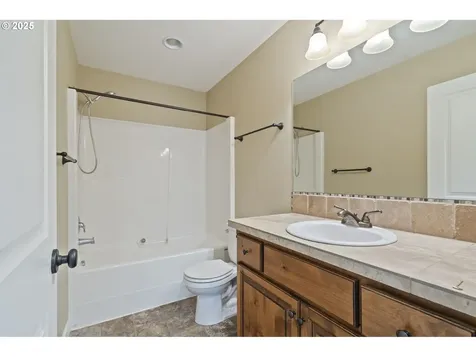 5004 NE 41st Court Vancouver WA 98661