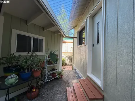 238 Horseshoe Bend Florence OR 97439