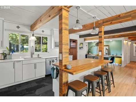 16536 Inverurie Road Lake Oswego OR 97035
