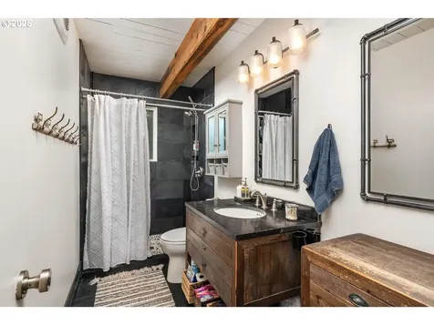 16536 Inverurie Road Lake Oswego OR 97035