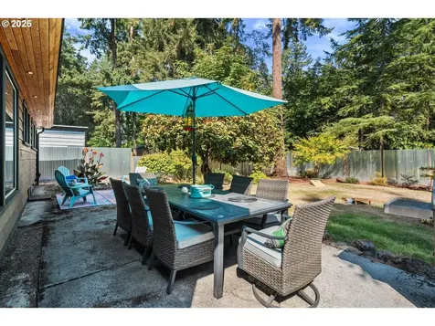 16536 Inverurie Road Lake Oswego OR 97035