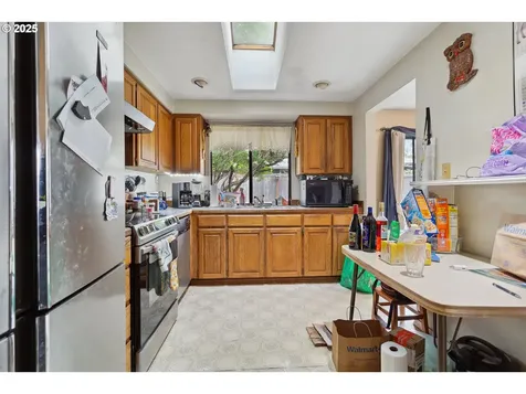 11836 SW Morning Hill Drive Portland OR 97223