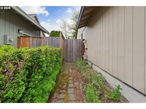 11836 SW Morning Hill Drive Portland OR 97223