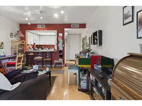 6625 W Burnside Street Portland OR 97210
