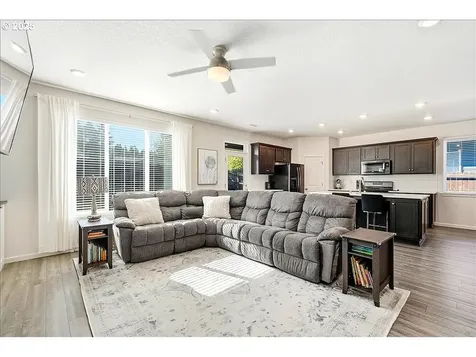 15911 NE 32nd Street Vancouver WA 98682