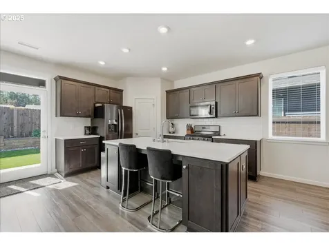 15911 NE 32nd Street Vancouver WA 98682