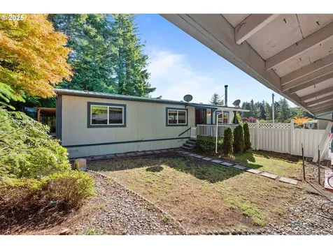 1865 Shorepines Circle Coos Bay OR 97420