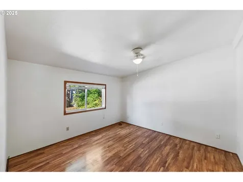 1865 Shorepines Circle Coos Bay OR 97420