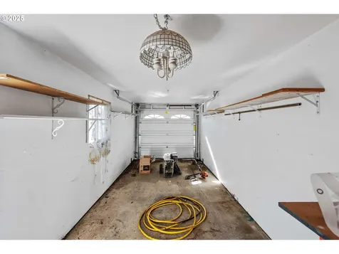 1865 Shorepines Circle Coos Bay OR 97420