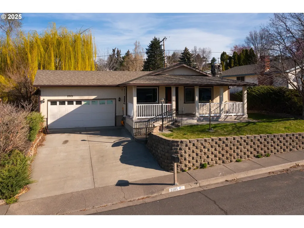 2205 SW Perkins Avenue Pendleton OR 97801
