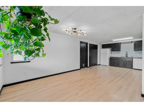 2205 SW Perkins Avenue Pendleton OR 97801