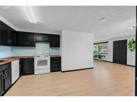 2205 SW Perkins Avenue Pendleton OR 97801