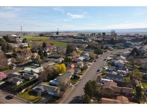 2205 SW Perkins Avenue Pendleton OR 97801