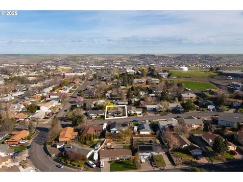 2205 SW Perkins Avenue Pendleton OR 97801
