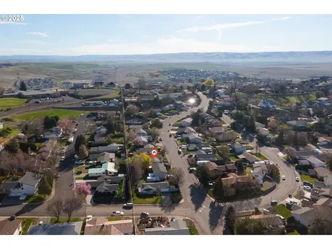 2205 SW Perkins Avenue Pendleton OR 97801