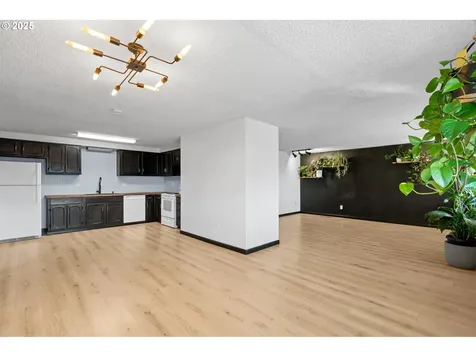 2205 SW Perkins Avenue Pendleton OR 97801