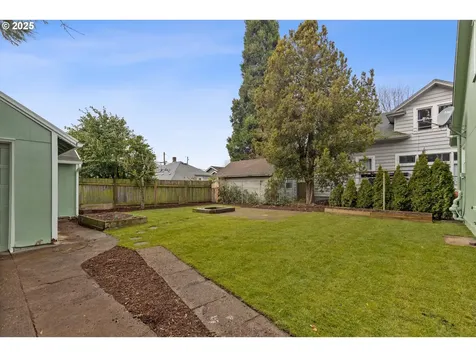 816 N Emerson Street Portland OR 97217