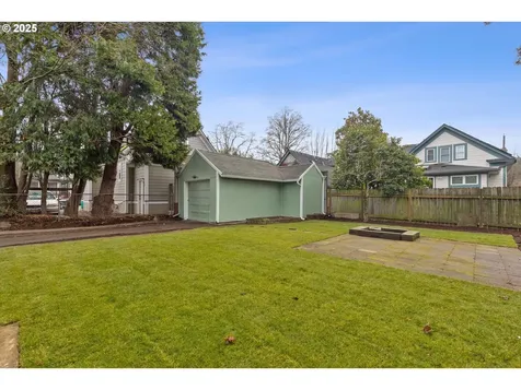 816 N Emerson Street Portland OR 97217