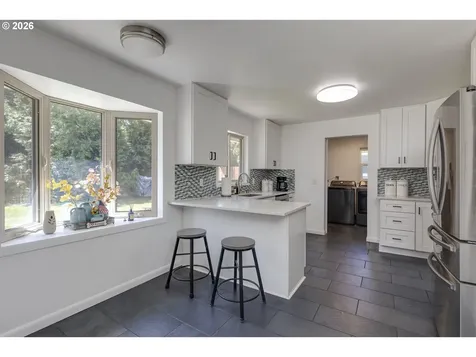 12410 NE Morris Street Portland OR 97230