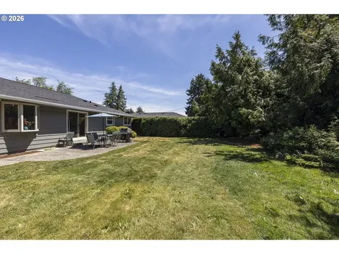 12410 NE Morris Street Portland OR 97230