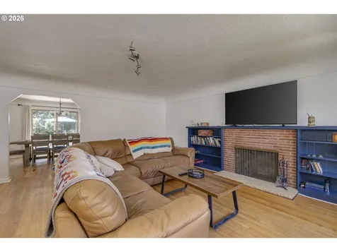 12410 NE Morris Street Portland OR 97230
