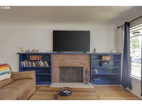 12410 NE Morris Street Portland OR 97230