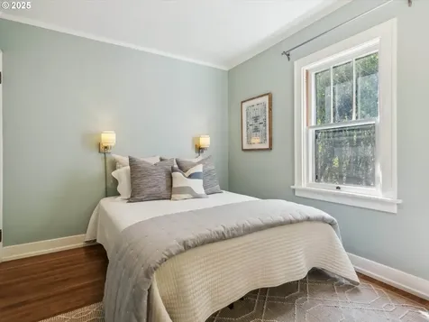 3579 NE Stanton Street Portland OR 97212
