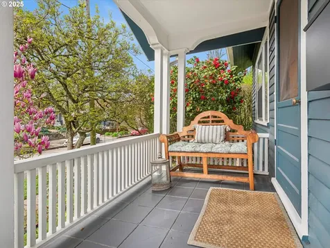 3579 NE Stanton Street Portland OR 97212