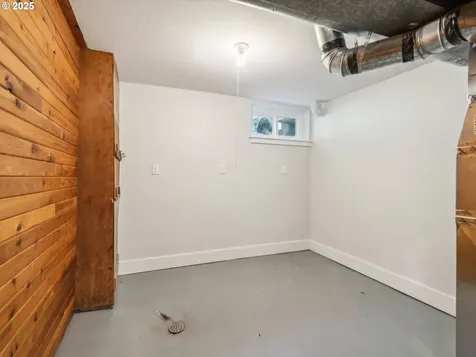 3579 NE Stanton Street Portland OR 97212