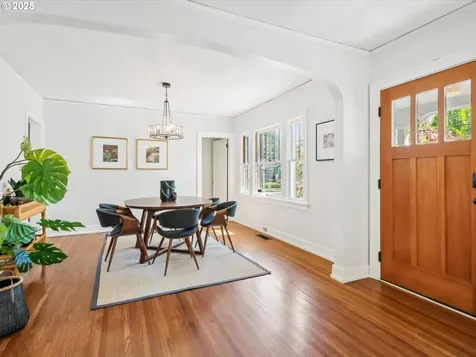 3579 NE Stanton Street Portland OR 97212