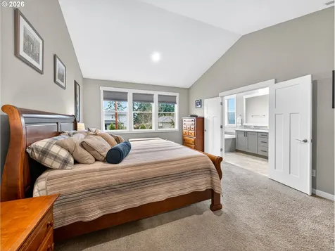 15261 Holcomb Boulevard Oregon City OR 97045
