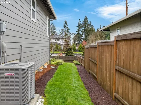 15261 Holcomb Boulevard Oregon City OR 97045