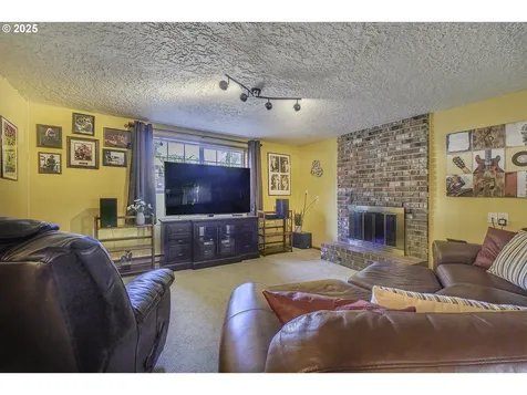 1104 Magnolia Way Forest Grove OR 97116