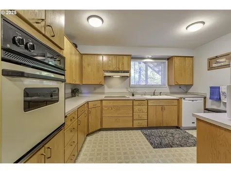1104 Magnolia Way Forest Grove OR 97116