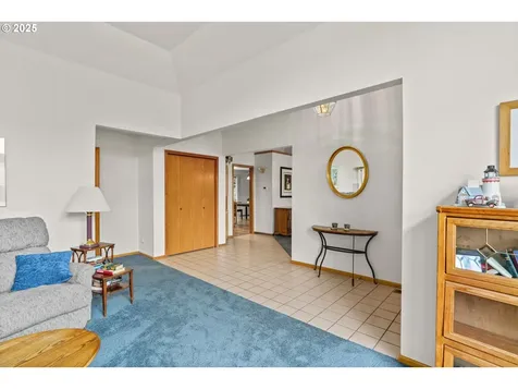 2989 Wolf Meadows Lane Eugene OR 97408