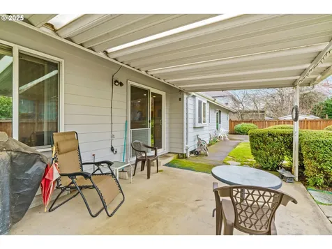 2989 Wolf Meadows Lane Eugene OR 97408