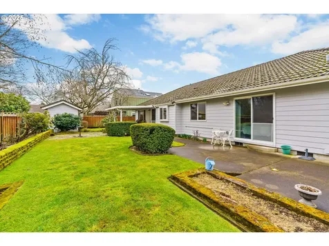 2989 Wolf Meadows Lane Eugene OR 97408