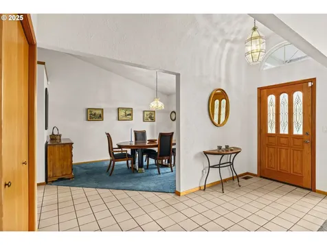 2989 Wolf Meadows Lane Eugene OR 97408