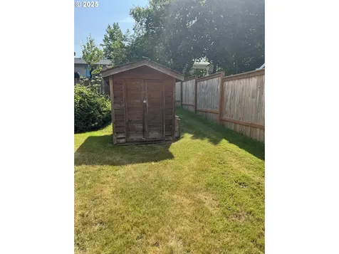 10930 SW 61st Avenue Portland OR 97219