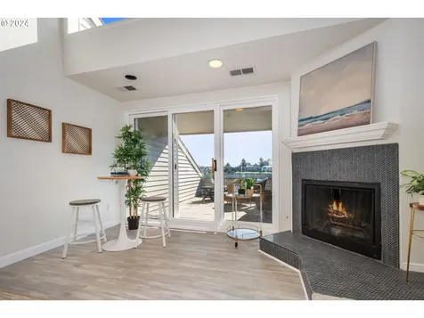 178 N Hayden Bay Drive Portland OR 97217