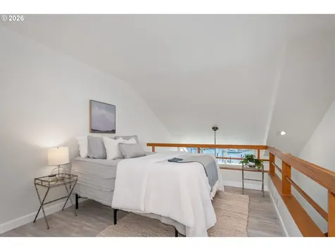 178 N Hayden Bay Drive Portland OR 97217