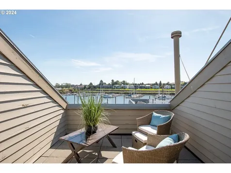178 N Hayden Bay Drive Portland OR 97217